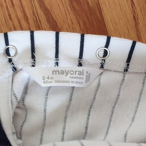 Excellent condition Mayoral outfit 2-4 months - Picture 3 of 3